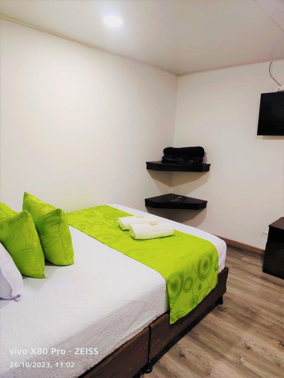 Hotel Kristal Ferial Bogota Luaran gambar